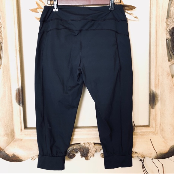 {Lole} lightweight jogger crops in black - Picture 3 of 6